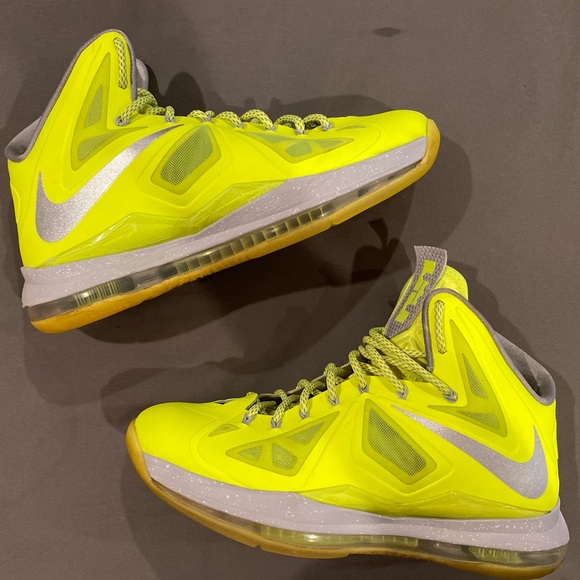 lebron x volt